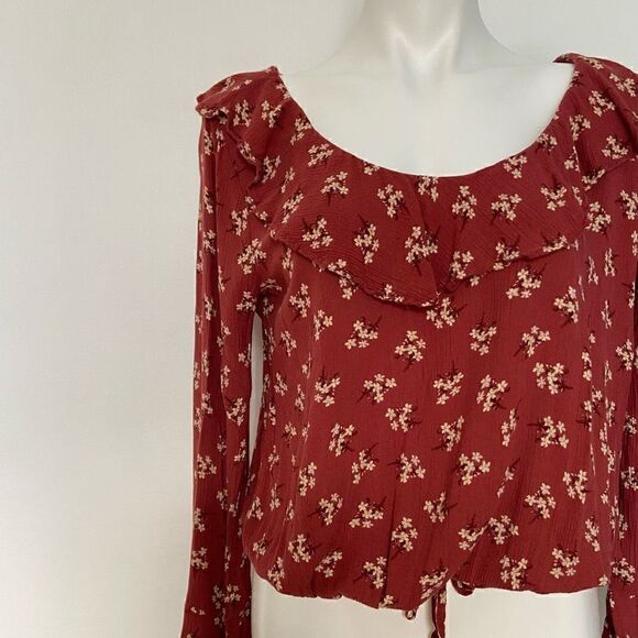 American Eagle Boho Flare Sleeve Floral Elastic waist Top - Picture 9 of 10